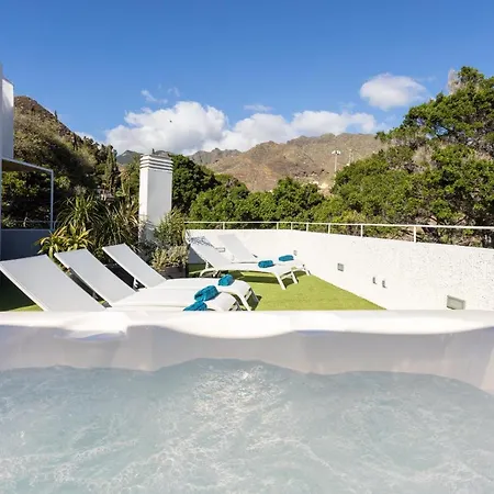 Suites 2a With Jacuzzi 아파트