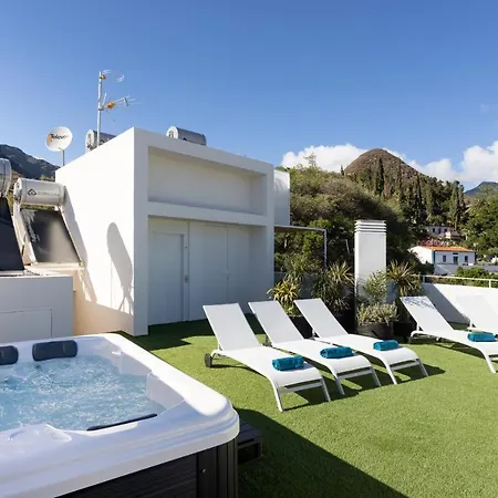 Suites 2a With Jacuzzi Διαμέρισμα